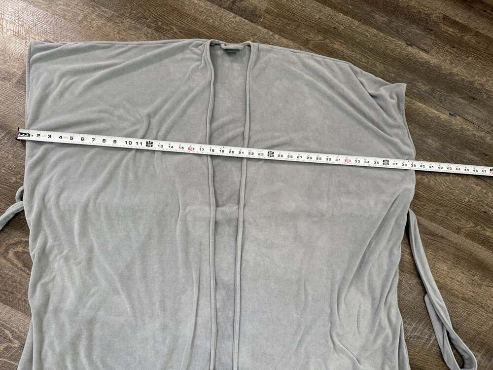 Womens Norwex Body bath robe, Very Rare, Retired, Limited Edition Gray One Size - Picture 10 of 10